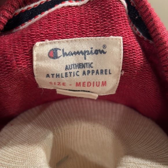 Champion Crew Neck Shirt - Picture 2 of 2